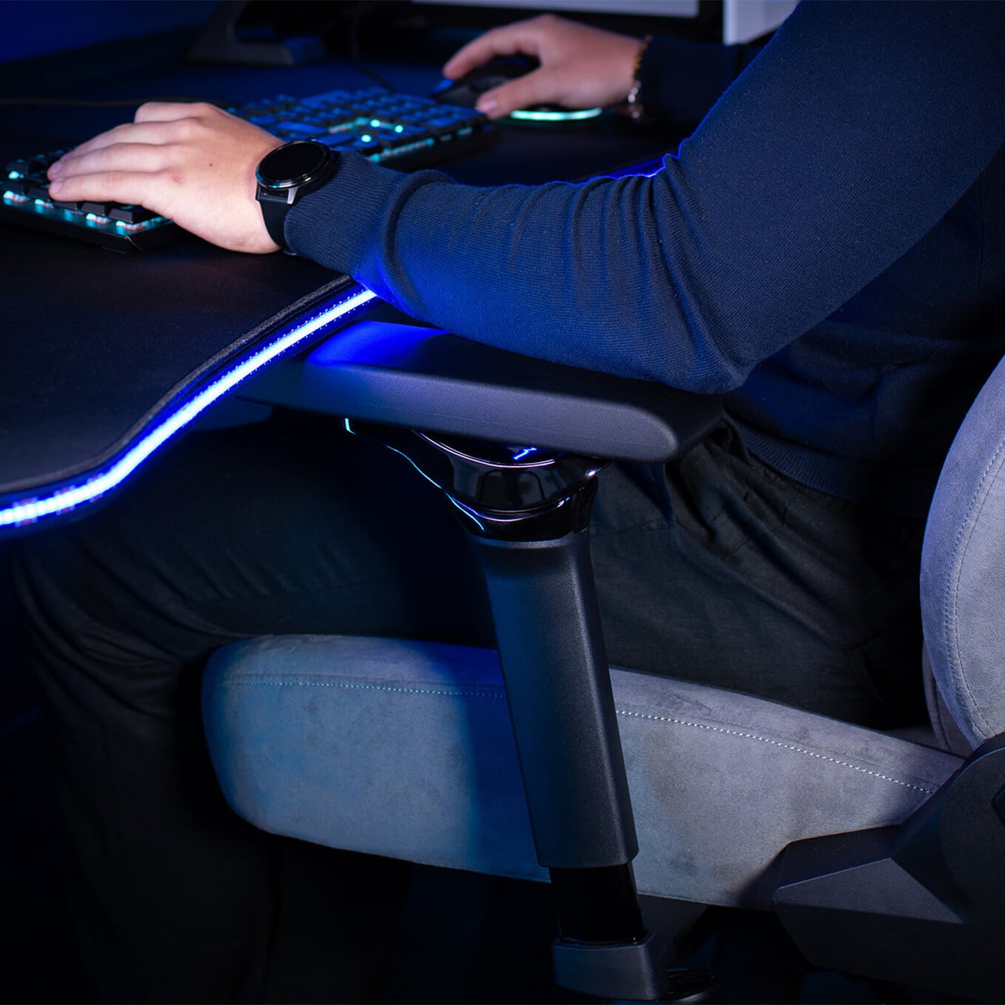 Infinity Armrest - Black